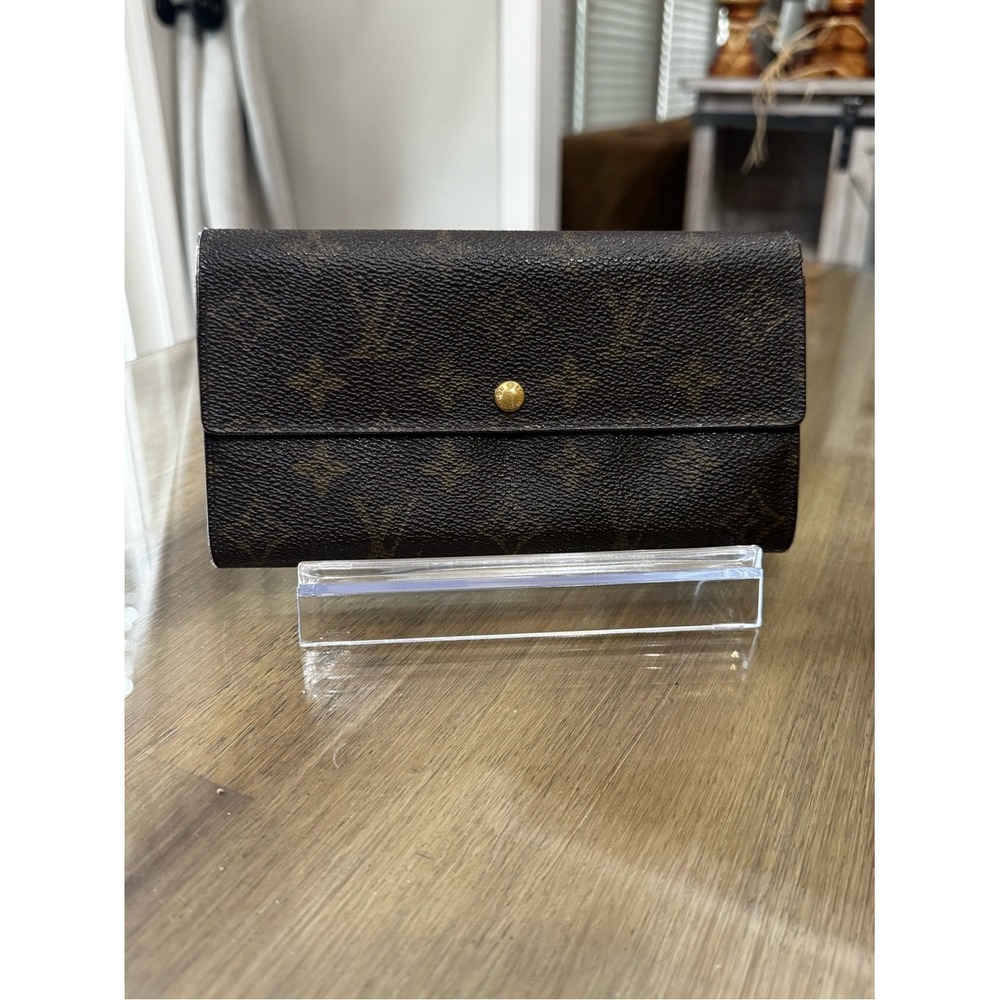 Authentic Louis Vuitton Monogram Porte-Monnaie Sarah Flap Wallet -